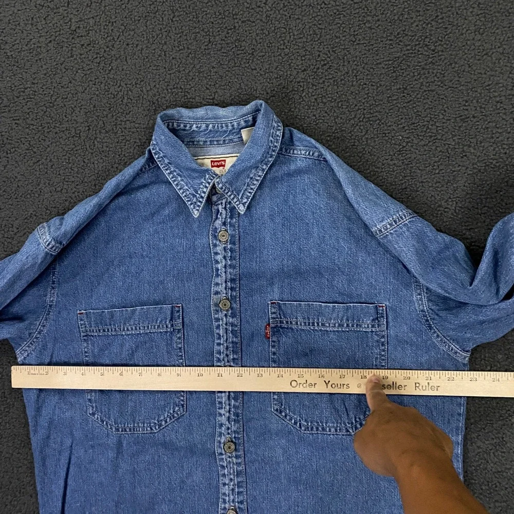 Vintage Levis Denim Shirt Mens Small Blue Metal Button Up Western Utility